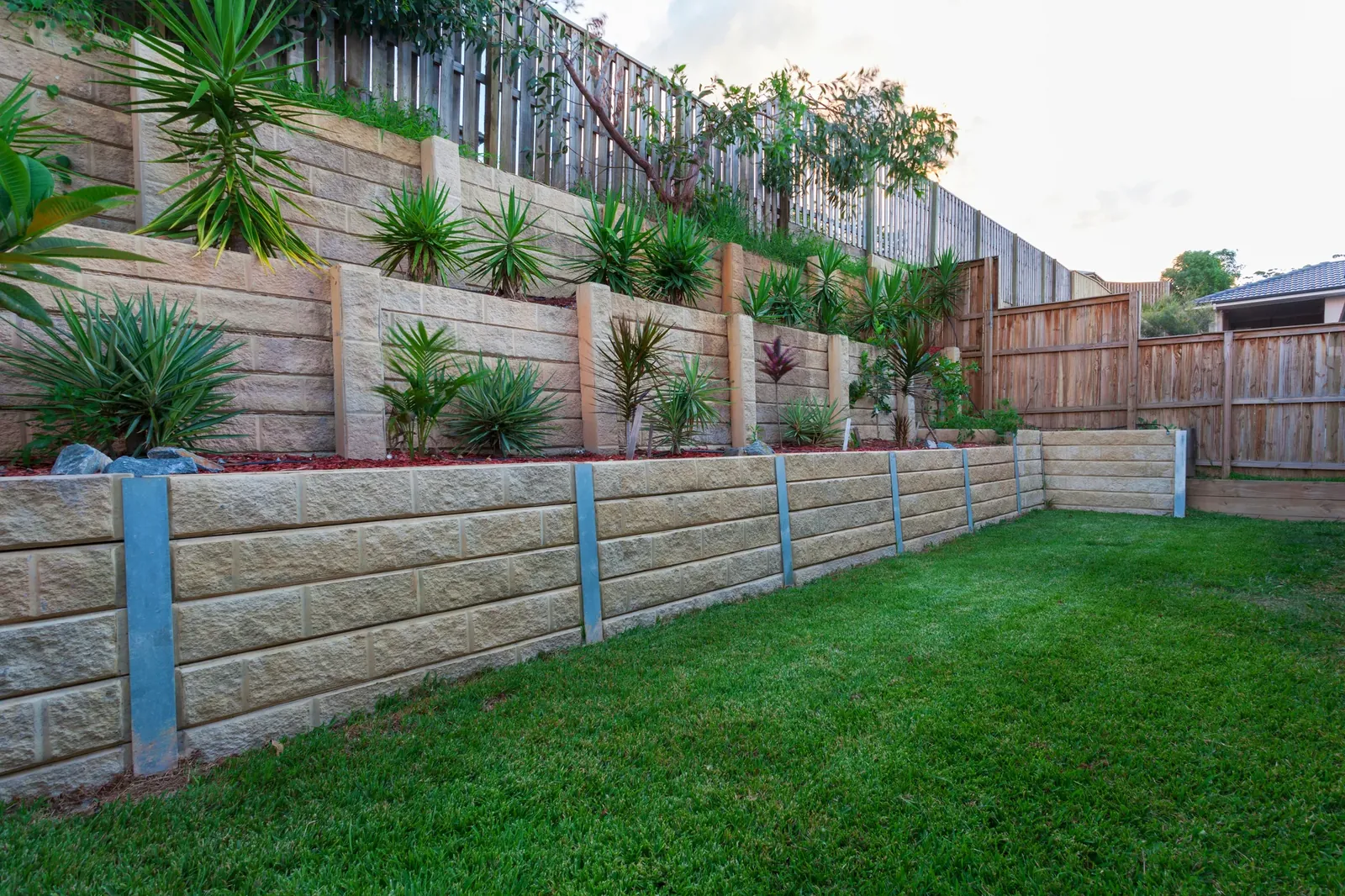 Concrete Retaining Walls Brisbane Northside